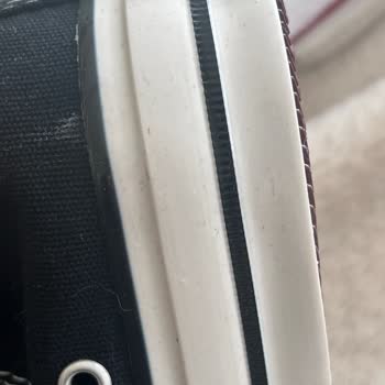 Aldığım Converse Ayakkabılar Kusurlu Ve Destek Yok