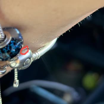 Pandora Bilekliğimde Kısa Sürede Klipste Soyulma Ve İletişim Sorunu