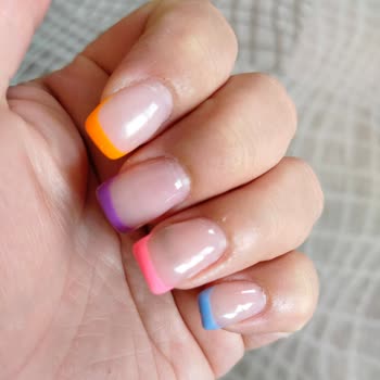 Nail Art Sonrası Tırnaklarda Yeşerme Ve Kötü İşçilik Deneyimi