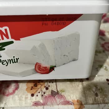 Aldığım Peynirde Yoğun Gaz Kokusu Ve Bozulma Şüphesi