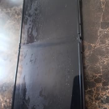 Samsung Z4 Flip Ekran Sorunu Garanti Dışında Bırakıldı: Mağduriyetim Giderilsin