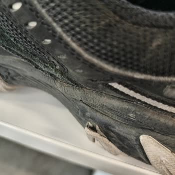 Skechers Kaliteli Mağazadan Beklenmeyen Olumsuz Deneyim