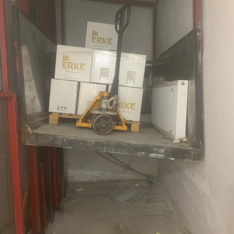 Asansör Teslimatı Gecikti, Mevcut Asansör De Sık Sık Arızalanıyor