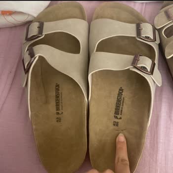 Satın Aldığım Sıfır Terlikler Lekeli Ve Farklı Renkte Geldi, İade Sürecinde Sorun Yaşıyorum