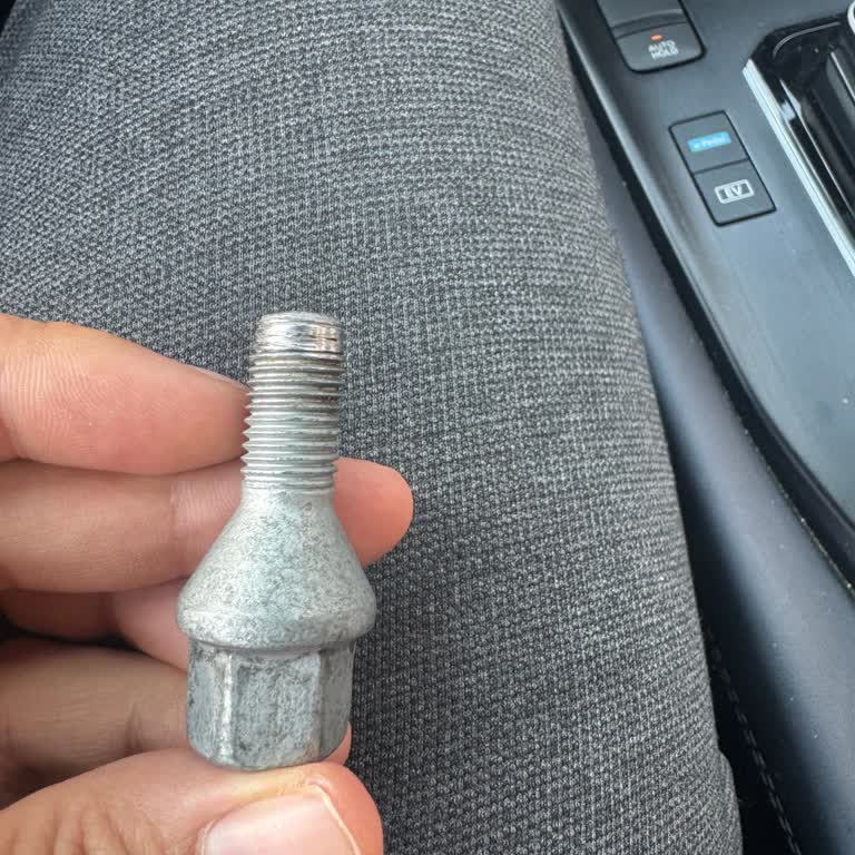 Lasmarc Grup Lastik Değişiminde Zarar Ve Şeffaf Olmayan Fiyat Politikası