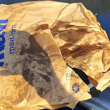 Kot Siparişim Yağlı Ve Zarar Görmüş Şekilde Teslim Edildi, Mağdur Edildim