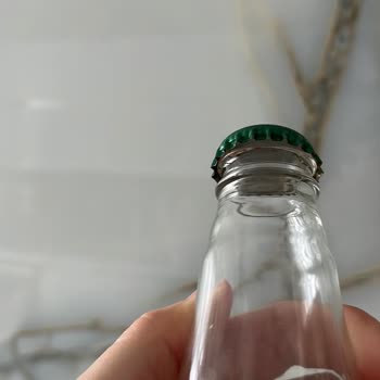 Paslı Kapak Ve Şişe Ağzı Nedeniyle Sağlık Riski Endişesi