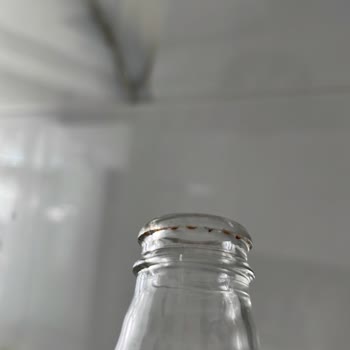 Paslı Kapak Ve Şişe Ağzı Nedeniyle Sağlık Riski Endişesi