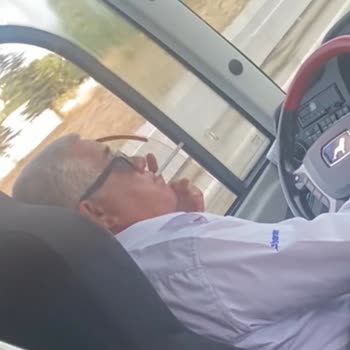 Varan Turizm Otobüsünde Sigara Ve Uygunsuz Davranışlar Yolculuğu Zehir Etti