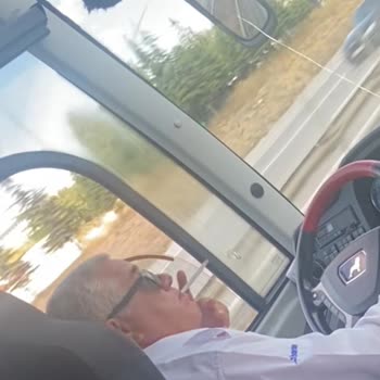 Varan Turizm Otobüsünde Sigara Ve Uygunsuz Davranışlar Yolculuğu Zehir Etti