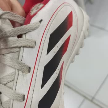 Adidas Halı Saha Ayakkabısı Kısa Sürede Deforme Oldu, İade Talebim Reddedildi