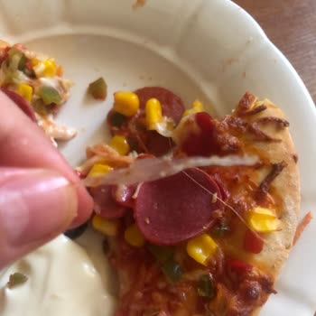 Superfresh Pizza İçinden Çıkan Plastik Parçası İle Yaşadığım Tehlike