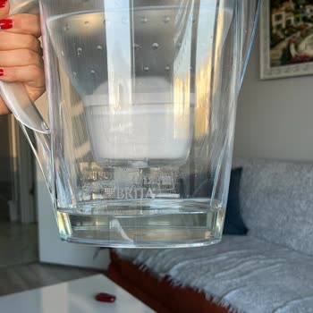 Yeni Sürahide Suyun Rengi Sapsarı Çıktı