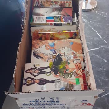 Kedi Maması Yerine Kitap Gönderildi, Müşteri Hizmetlerine Ulaşamıyorum