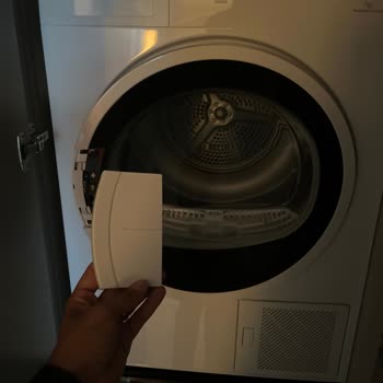 Arçelik Kurutma Makinesi Kapağında Tasarım Sorunu Ve Erken Arıza