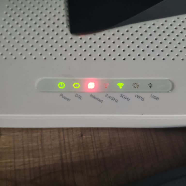 Saatlerce Beklenen Müşteri Hizmetleri Ve Günlerce Süren İnternet Kesintisi