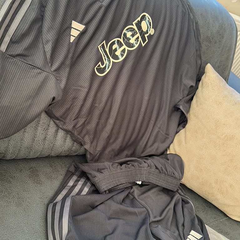 Aldığım Replika Ürün Hem Kalitesiz Hem De Bedeni Uymadı, Param Boşa Gitti