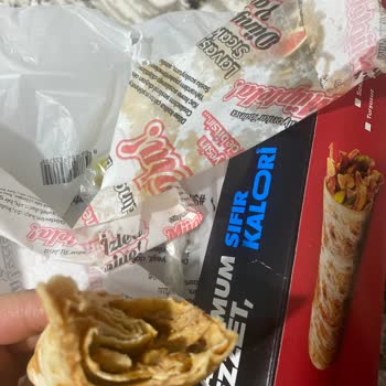 Hayal Kırıklığı Yaratan Dürüm Ve Eksik Ürün İçeriği