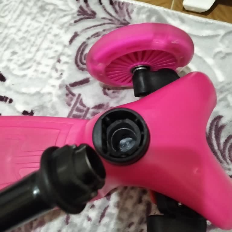 Scooter Gidon Bağlantısı Sürekli Kırılıyor, Yedek Parça Desteği Bekliyorum