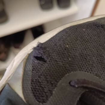 Aldığım Nike Ayakkabı Yırtıldı, Garanti Reddi Ve Kalite Hayal Kırıklığı