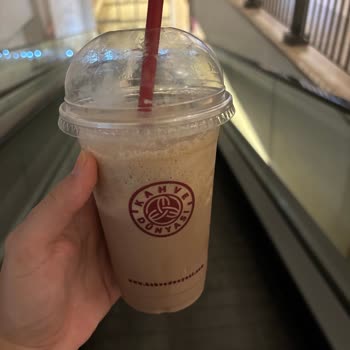 Yanlış Hazırlanan Milkshake Ve Kaba Personel Deneyimi