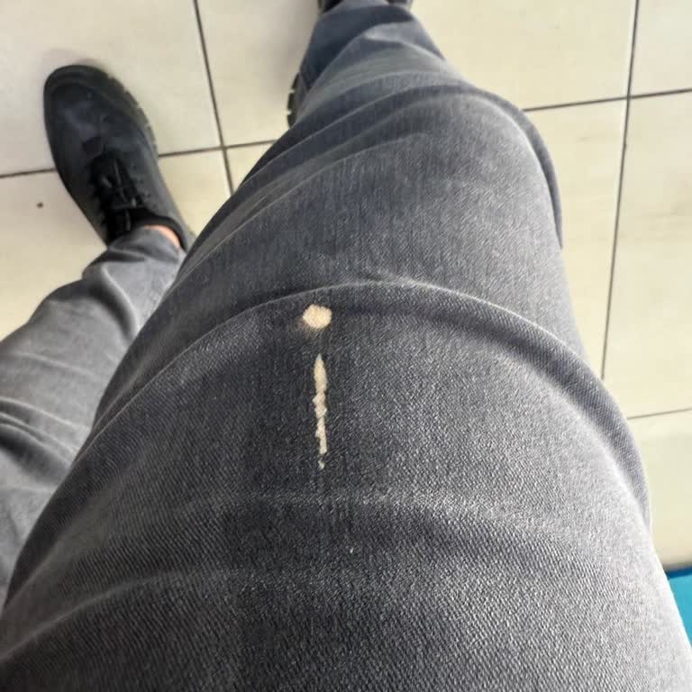 Delinmiş Çamaşır Suyu Şişesi Nedeniyle Kıyafetim Zarar Gördü