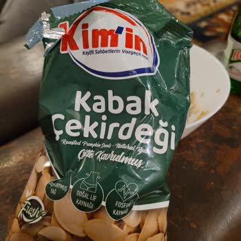 Kim Market'ten Aldığım Kabak Çekirdeğinden Sigara İzmariti Çıktı!