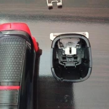 Garanti Kapsamındaki Tıraş Makinesi İçin Ücret Talebi Ve Mağduriyet