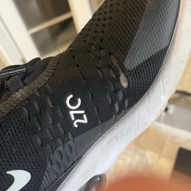 Nike 270 Ayakkabıda Kısa Sürede Açılma Sorunu