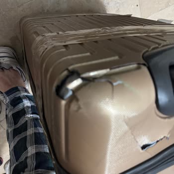 I Received My Pegasus Luggage Damaged on London–SAW Flight and Got No Help
