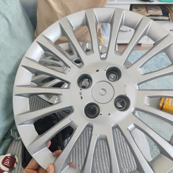 Siparişimde Hasarlı Ve Uyumsuz Ürün Sorunu