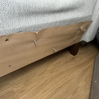 Hatalı Montaj Sonrası Koltuk Sırtı Düştü, Servis Desteği Sağlanmıyor