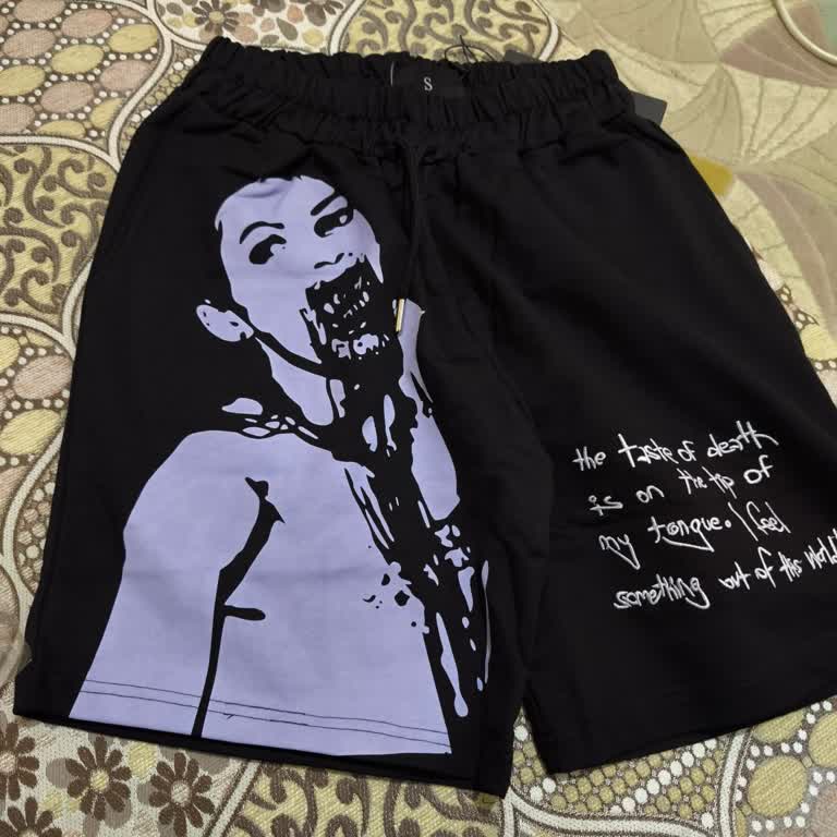 Redrum Reverse Yanlış Renk Şort Gönderildi