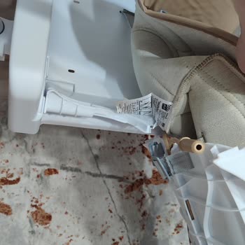 Bebek Mama Sandalyesi Kırıldı Çocuğum Hastanelik Oldu