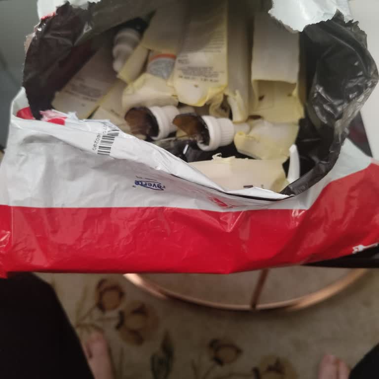 Aras Kargo Ürünümü Kırdı, Sorumluluk Almadı