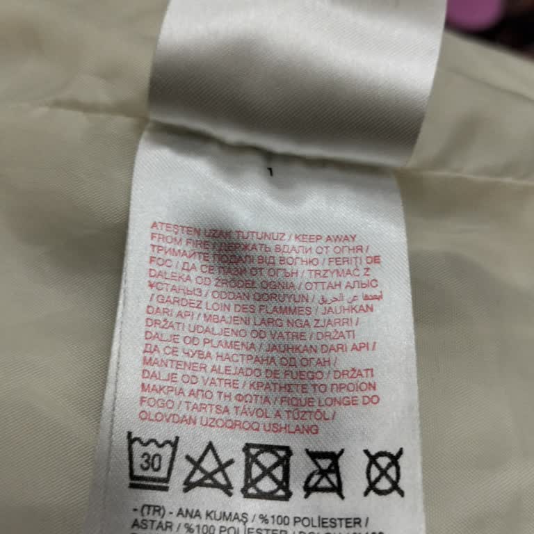 Yıkama Talimatına Uydum Montum Mahvoldu Mağaza Suçladı