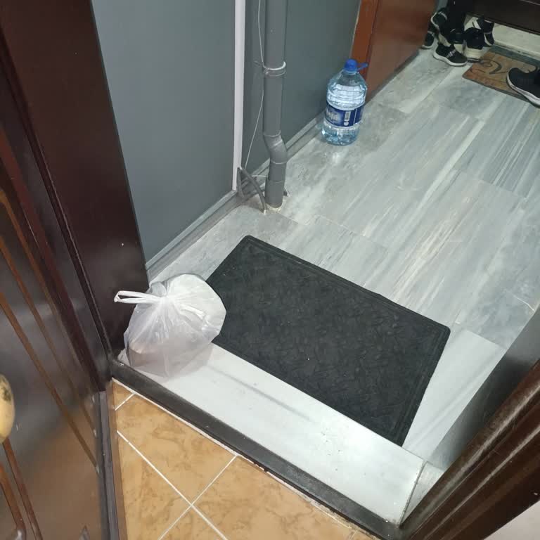 Soğuk Gelen Sipariş Ve İlgisiz Müşteri Hizmeti