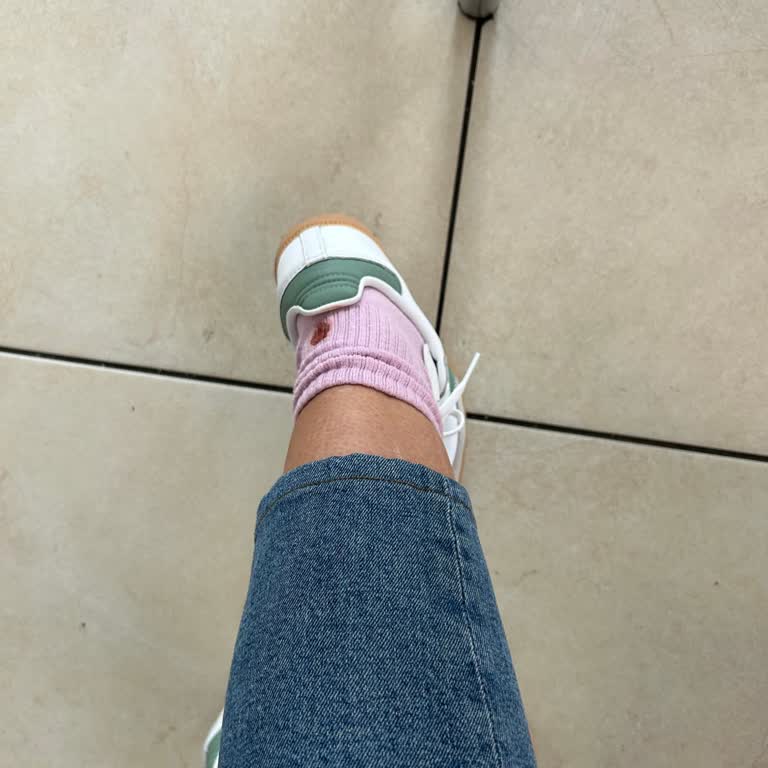 Adidas Samba Ayakkabı İlk Kullanımda Ayağımı Kanattı Ve Aşırı Sert Çıktı