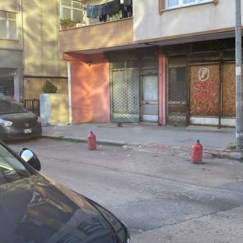 Belediyenin Yol Üzerindeki Duba Sorununa Çözüm Üretmemesi
