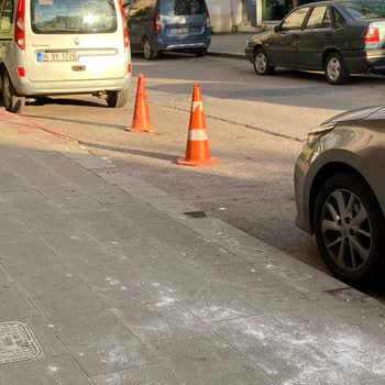 Belediyenin Yol Üzerindeki Duba Sorununa Çözüm Üretmemesi