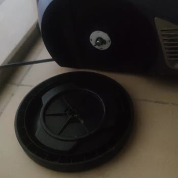 Fakir Filter Pro Süpürgenin Tekerleği Kolayca Kırıldı, Garanti Kapsamına Alınmadı