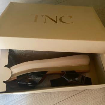 Aldığım Sandalet İlk Kullanımda Çizildi, Sorunum Çözülmedi