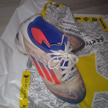 Adidas Kramponun Dişleri Kısa Sürede Deforme Oldu, Çözüm Sunulmadı