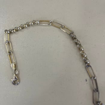 Aldığım Bileklik Kısa Sürede Karardı, Çözüm Bekliyorum