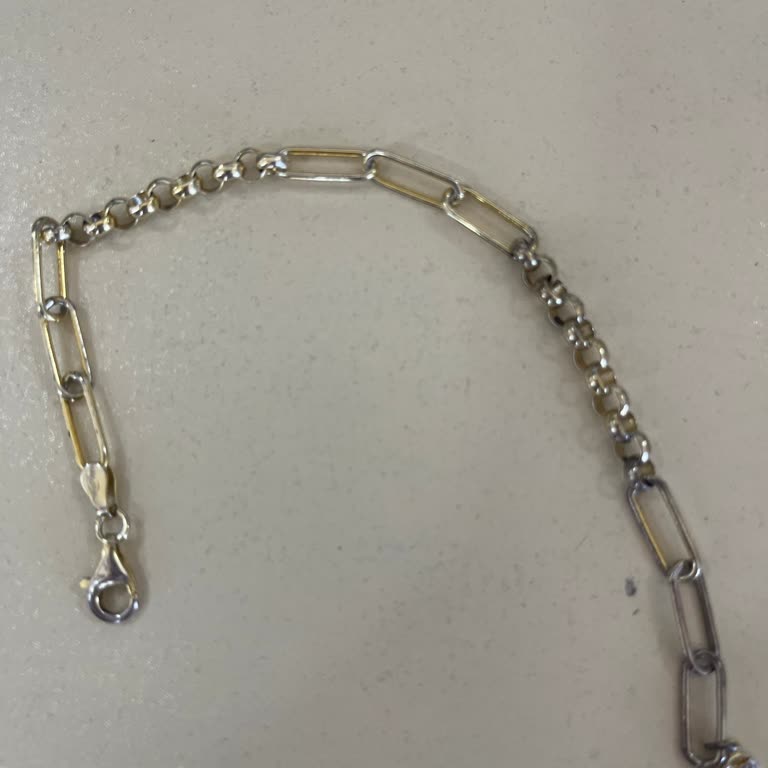 Aldığım Bileklik Kısa Sürede Karardı, Çözüm Bekliyorum