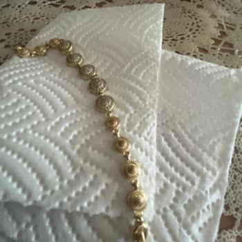 Yeni Alınan Bilekliklerin Kısa Sürede Kalitesini Yitirmesi