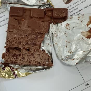 Aldığım Antep Fıstıklı Çikolata Deforme Çıktı, Beklenen Kalite Yok