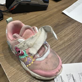 Ayakkabı Değişim Ve Müşteri Hizmetleri Sorunu