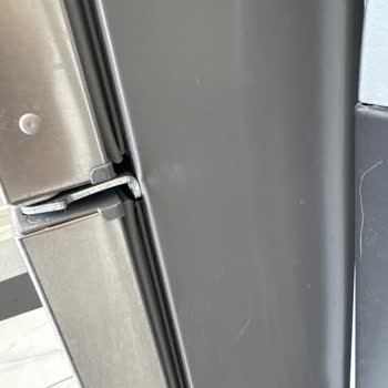 Bosch Buzdolabında Kapak Solması Ve Servis Mağduriyeti