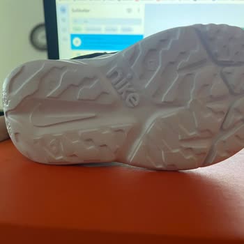 In Street Kullanılmamış Bebek Ayakkabısında Değişim Mağduriyeti